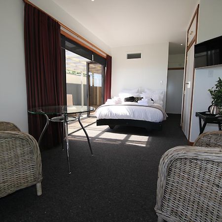 Te Puru Beach Lodge Екстериор снимка
