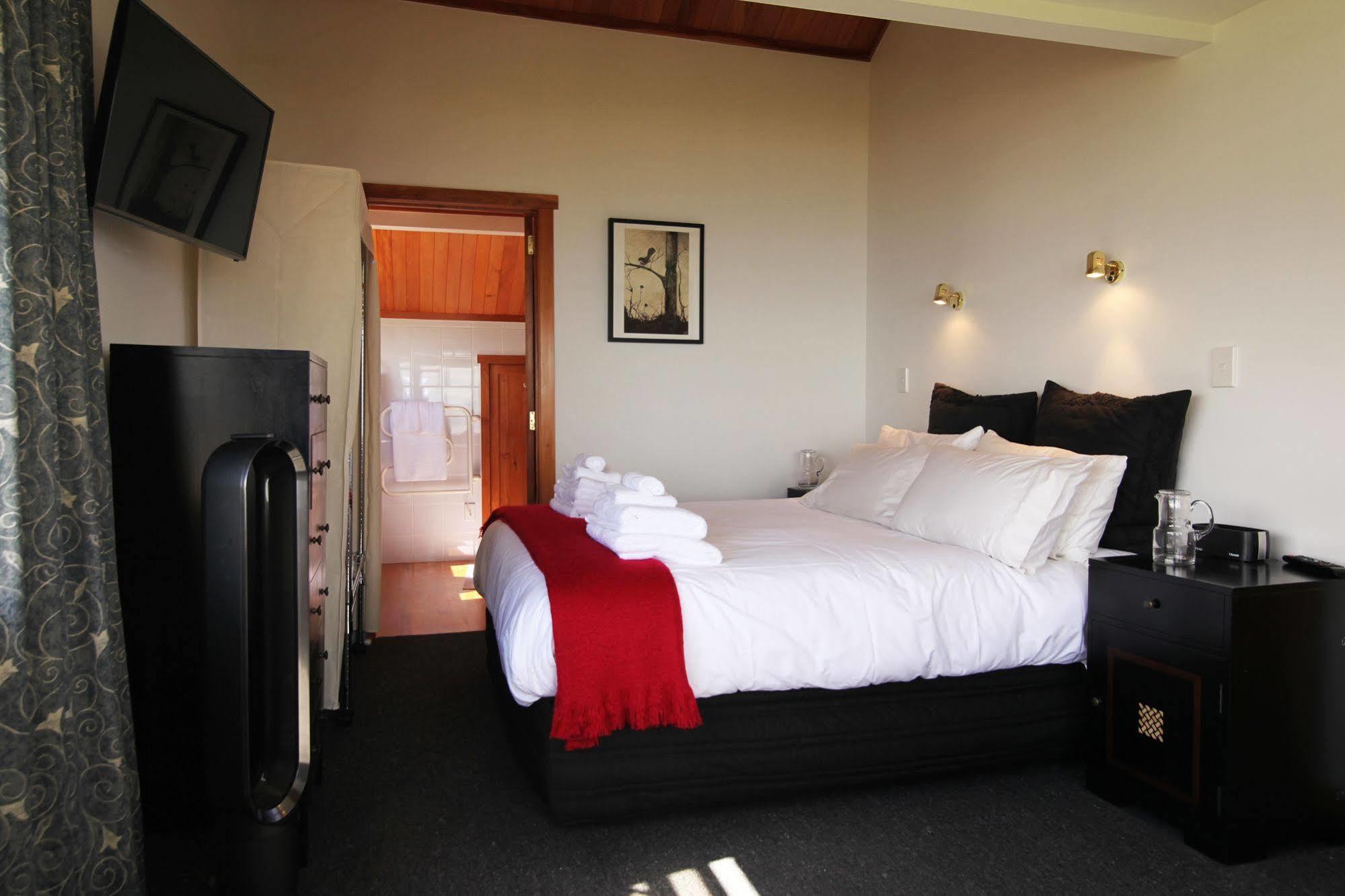 Te Puru Beach Lodge Екстериор снимка