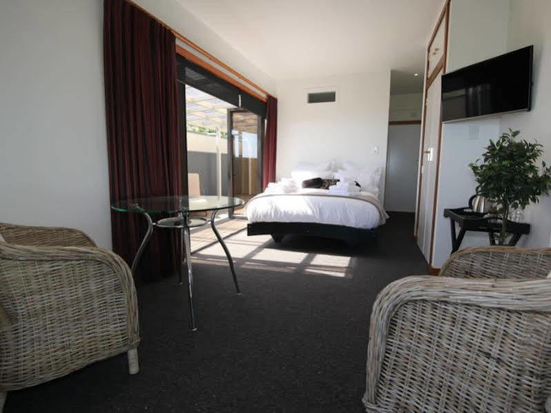 Te Puru Beach Lodge Екстериор снимка
